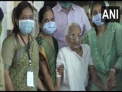 
      
      Gandhinagar civic polls: PM Modi's mother Heeraben casts her vote
      
      