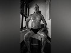 
      
      On 67th birthday, Anupam Kher gives a glimpse of his toned body 
      
      