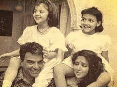 
      
      Hema Malini, Esha Deol celebrate National Girl Child Day
      
      