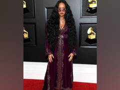 
      
      Grammy Awards 2021: H.E.R. wins Song of the Year, delivers...
      
      