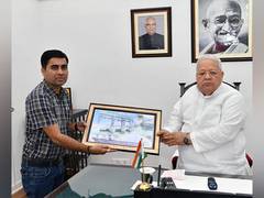 
      
      Yogesh Joshi meets Rajasthan Governor Kalraj Mishra
      
      