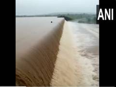 
      
      Flood-like situation in Ahmedabad after heavy rainfall 
      
      