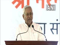
      
      Nitish Kumar to skip Droupadi Murmu's swearing-in ceremony
      
      