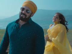 
      
      Salman Khan romances Pragya Jaiswal in 'Main Chala' music...
      
      