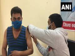
      
      India's COVID-19 vaccination coverage exceeds 158.88 crore
      
      