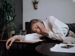 
      
      'Fatigue, headache most common symptoms after COVID-19'
      
      
