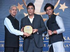 
      
      Kaustubh Sonalkar receives Maharashtra Gaurav
      
      