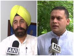 
      
      BJP leaders slam Kejriwal, say his politics is all about 'revdi culture'
      
      