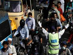 
      
      Pakistan: Islamabad residents criticize deteriorating traffic...
      
      