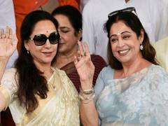 
      
      Hema Malini wishes speedy recovery to Kirron Kher
      
      