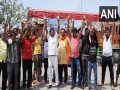 
      
      Harsh weather conditions fail to dampen spirit of Amarnath Yatris
      
      