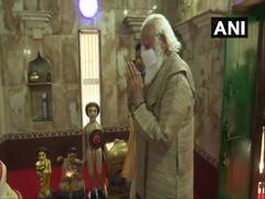 
      
      PM Modi offers prayers at Orakandi Temple in Bangladesh's...
      
      