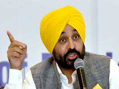
      
      Punjab CM meets farmers over their demands
      
      