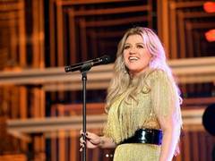 
      
      Kelly Clarkson details ideal date with herself
      
      