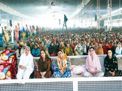 
      
      Out on bail, Honeypreet attends event in Sirsa
      
      