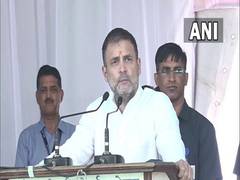 
      
      Rahul Gandhi pays tributes to Sant Kabir Das 
      
      