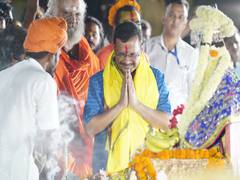 
      
      Arvind Kejriwal to offer prayers at Hanuman Garhi Temple, Ram...
      
      
