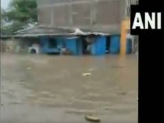 
      
      Heavy rains lead to waterlogging in several parts of Maharashtra
      
      