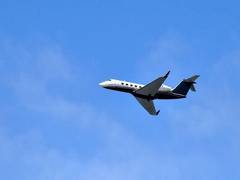 
      
      What emits more carbon? Direct or connecting flights?
      
      