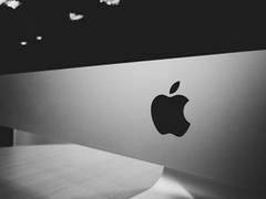 
      
      Apple backs Stanford to build COVID-19 screening app for...
      
      
