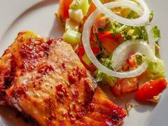 
    World Food Day: How food bloggers are making our meals Insta-ready!
    