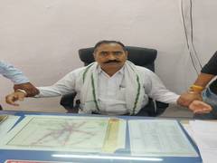 
      
      MP power company employee caught taking bribe, case registered
      
      
