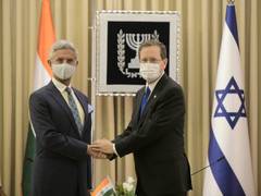 
    Jaishankar meets Israeli President Isaac Herzog, discusses changes in geopolitical landscape
    