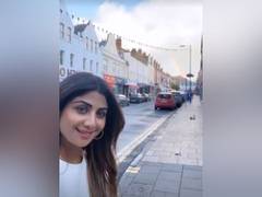 
      
      Shilpa Shetty captures rainbow sky on London streets
      
      