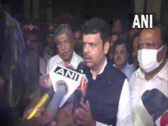 
      
      Fadnavis approaches Maharashtra Governor for immediate floor test
      
      