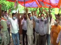 
      
      J-K: West Pakistan refugees celebrate 2nd anniversary of...
      
      