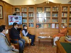 
      
      Union Secretary Tourism ministry calls on J-K Lt Governor
      
      