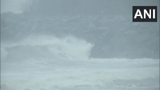 
      
      Cyclone Fengal: Alert at Puducherry coast
      
      