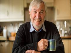 
      
      'James Bond' theme composer Monty Norman passes away 
      
      