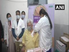 
      
      J-K LG Manoj Sinha gets first dose of COVID-19 vaccine
      
      