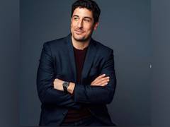
      
      Jason Biggs says his 'biggest regret' was turning down 'HIMYM'
      
      