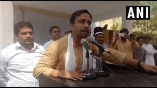 
      
      Jayant Chaudhary takes a dig at BJP over UP MP-MLA shoe...
      
      