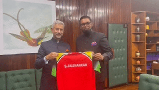 
      
      EAM Jaishankar calls on Guyanese President Irfaan Ali
      
      