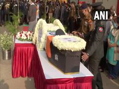 
      
      TN chopper crash: IAF officials, MP ministers pay tribute to...
      
      