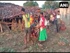 
      
      Lack of road makes pregnant woman go from Jharkhand to...
      
      