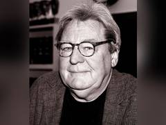 
      
      Anurag Kashyap, Madhur Bhandarkar honour late filmmaker Alan...
      
      