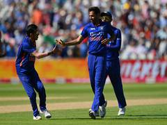 
      
      Bhuvneshwar becomes first bowler to bowl 500 dot balls in T20Is
      
      