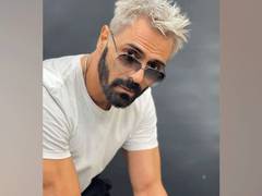 
      
      Arjun Rampal shares throwback picture from modelling days
      
      