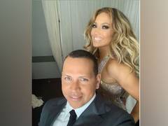 
      
      Alex Rodriguez shakes a leg during fiancee Jennifer Lopez concert
      
      