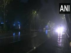 
      
      Light rains predicted over Delhi-NCR, AQI in severe category
      
      