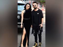 
      
      'Cannot imagine my life without you around', Siddhanth Kapoor...
      
      