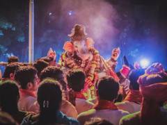 
      
      Bollywood celebrities extend Ganesh Chaturthi wishes on...
      
      