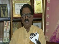 
      
      Shiv Sena MP Arvind Sawant denies charges on party workers...
      
      