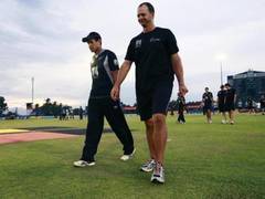 
      
      New Zealand bowling coach Jurgensen to stay with Kiwi squad...
      
      