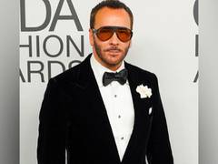 
    Tom Ford's New York Fashion Week show scrapped amid Omicron surge
    