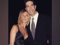 
      
      David Schwimmer's ex-girlfriend reacts to his Jennifer...
      
      